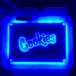 Cookies Tray. Lights up and plays music Bluetooth